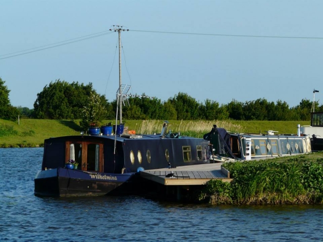  Amarres junto al río